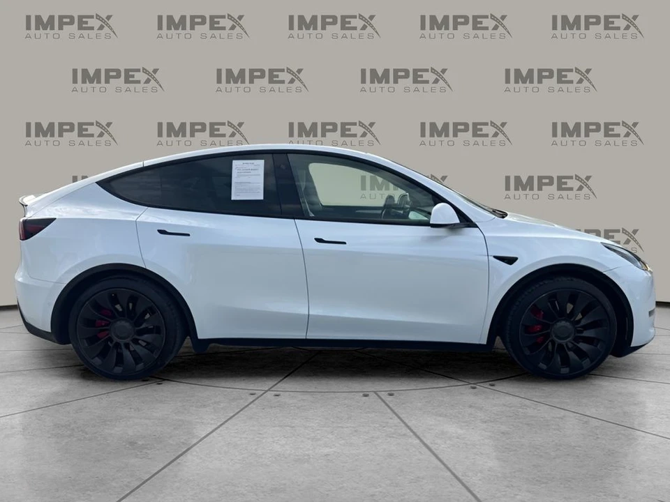 2022 Tesla Model Y Performance - Image 6 of 21