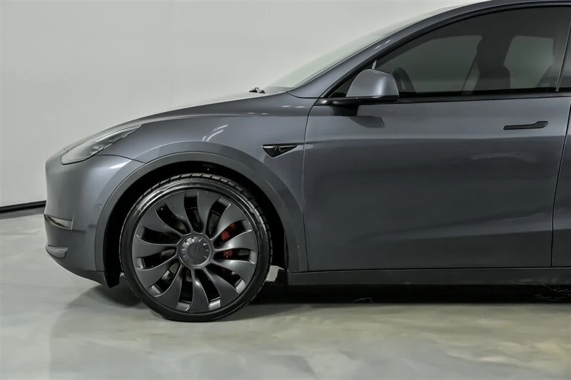 2022 Tesla Model Y Performance - Image 7 of 12