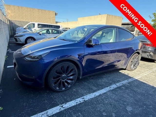 2022 Tesla Model Y Performance - Image 2 of 9