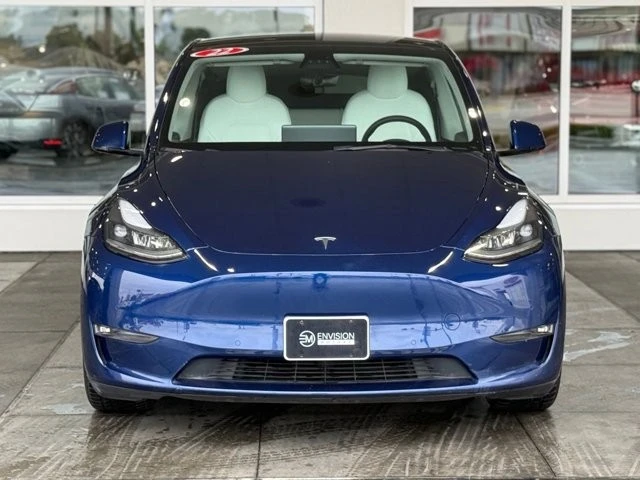 2022 Tesla Model Y Performance - Image 5 of 12