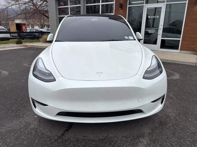 2022 Tesla Model Y Performance - Image 3 of 21