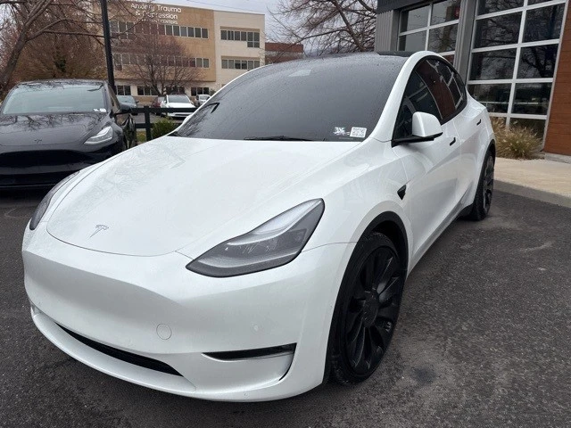 2022 Tesla Model Y Performance - Image 4 of 21
