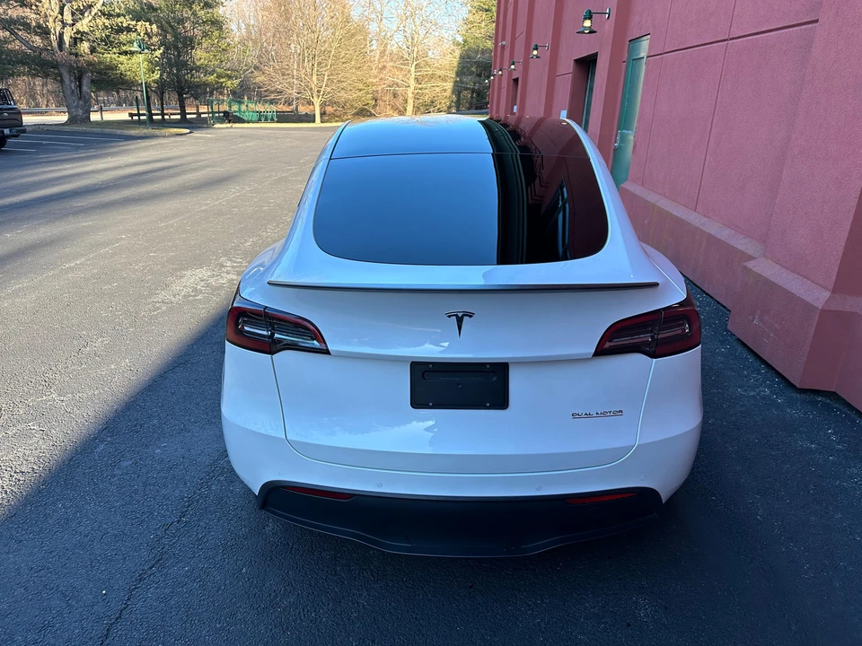 2022 Tesla Model Y Performance - Image 12 of 31