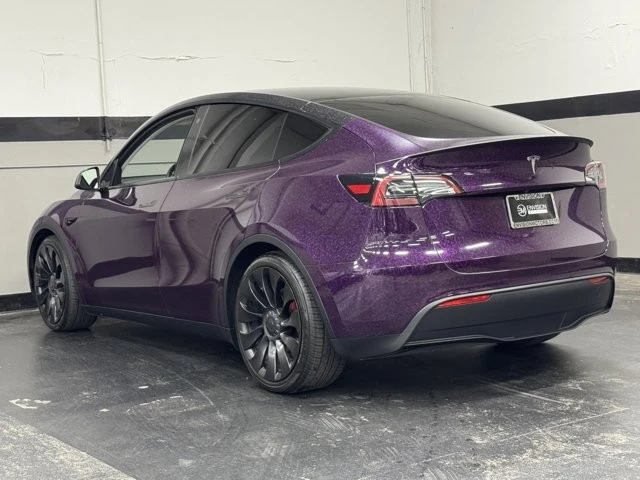 2022 Tesla Model Y Performance - Image 10 of 12