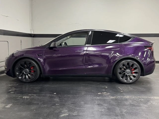 2022 Tesla Model Y Performance - Image 9 of 12