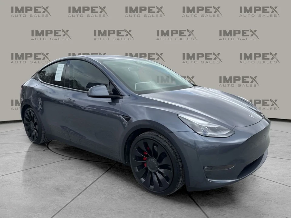 2022 Tesla Model Y Performance - Image 7 of 21