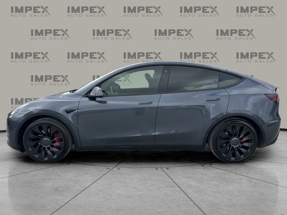 2022 Tesla Model Y Performance - Image 2 of 21