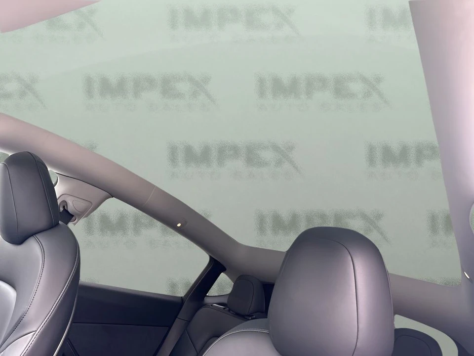 2022 Tesla Model Y Performance - Image 11 of 21