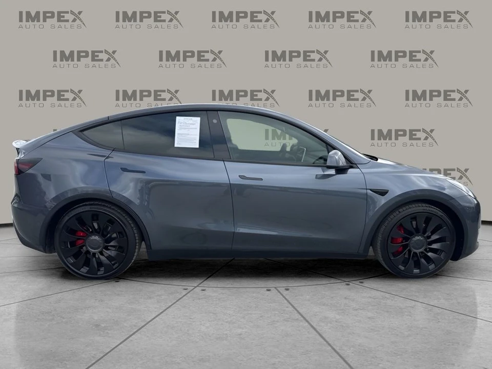 2022 Tesla Model Y Performance - Image 6 of 21
