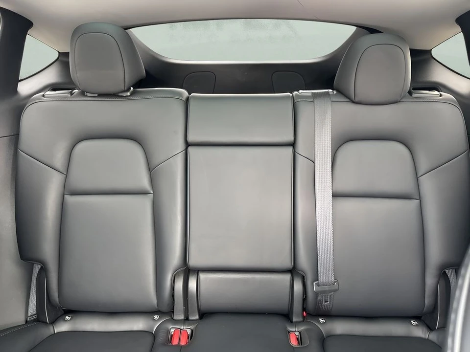 2022 Tesla Model Y Performance - Image 12 of 12
