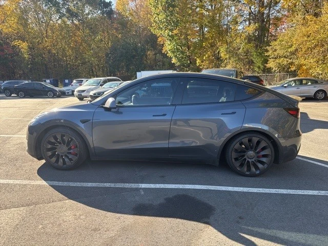 2022 Tesla Model Y Performance - Image 6 of 12