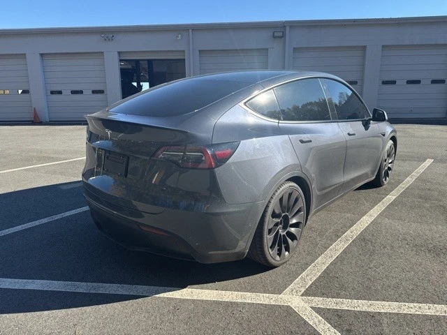 2022 Tesla Model Y Performance - Image 5 of 12