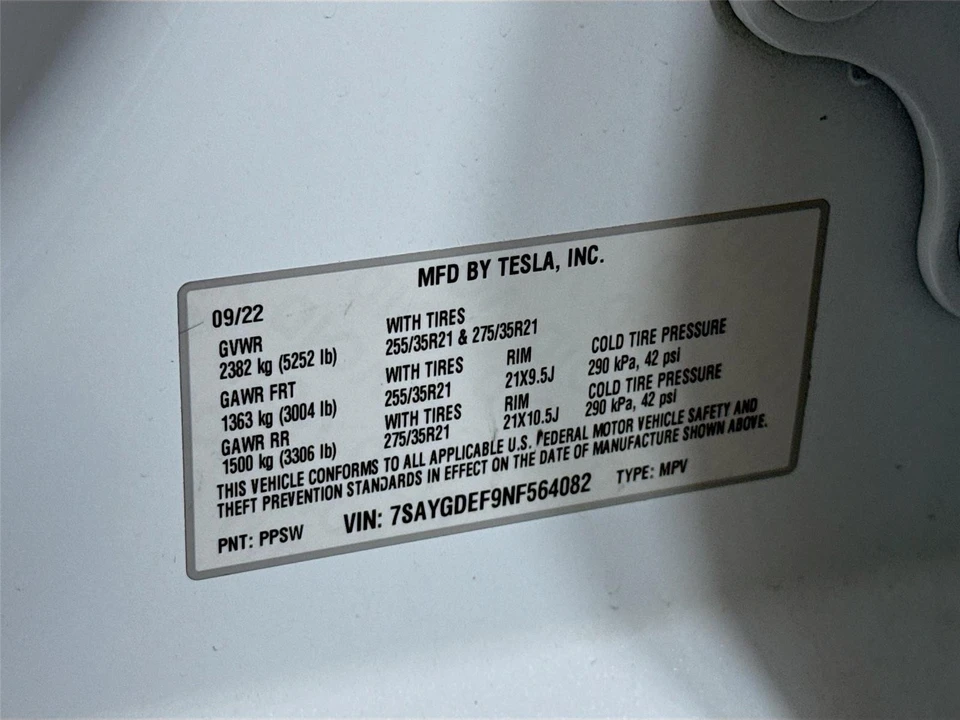 2022 Tesla Model Y Performance - Image 18 of 21