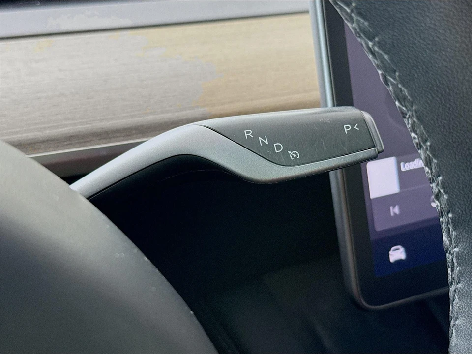 2022 Tesla Model Y Performance - Image 6 of 21