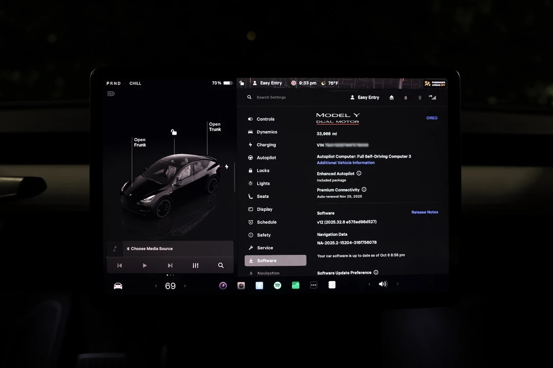 2022 Tesla Model Y Performance - Image 20 of 21