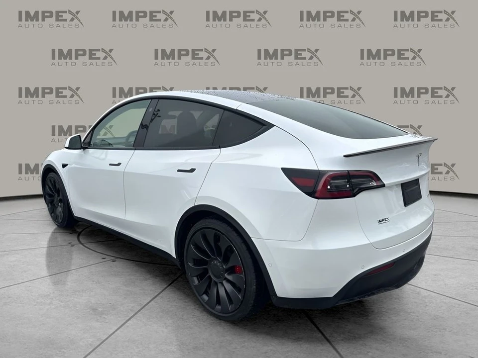 2022 Tesla Model Y Performance - Image 3 of 18