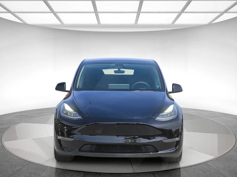 2022 Tesla Model Y Performance - Image 6 of 21