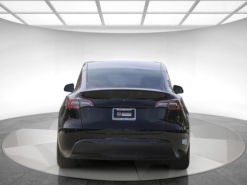 2022 Tesla Model Y Performance - Image 3 of 21