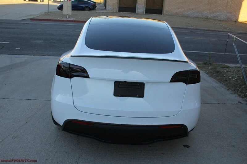 2022 Tesla Model Y Performance - Image 7 of 21