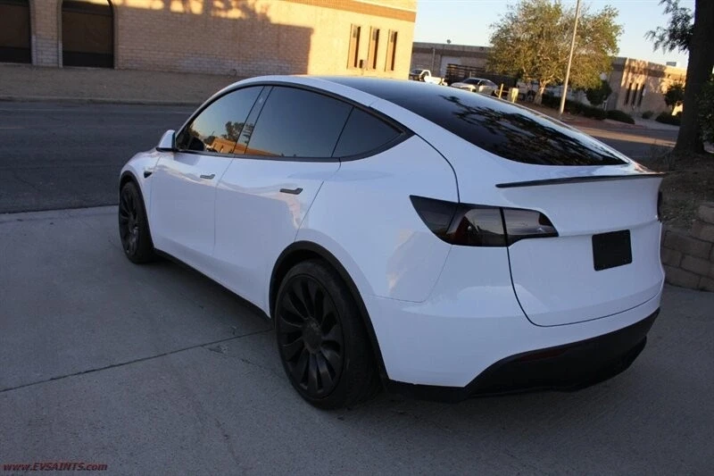 2022 Tesla Model Y Performance - Image 7 of 21