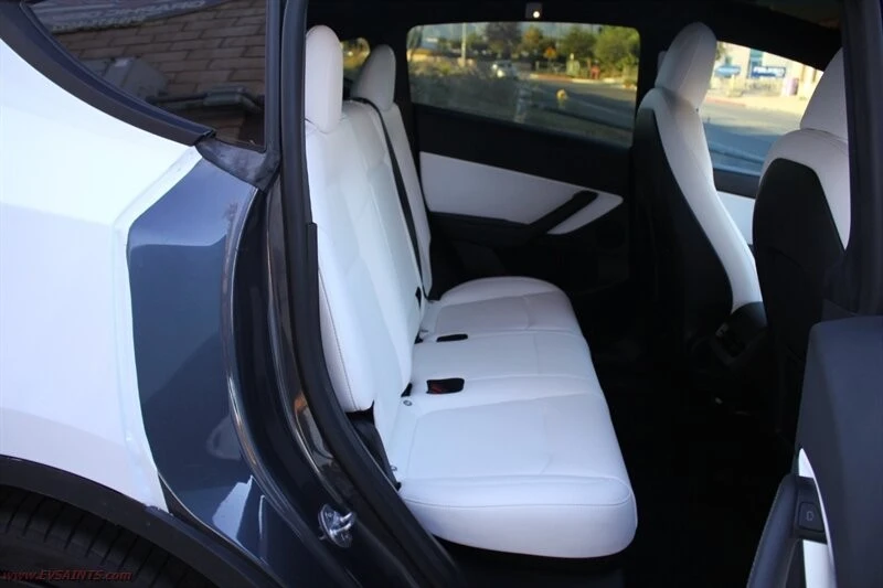2022 Tesla Model Y Performance - Image 12 of 21