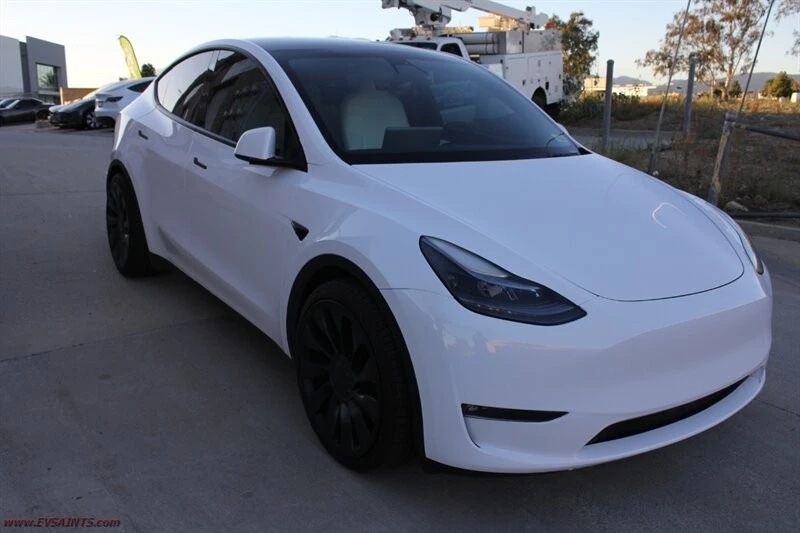 2022 Tesla Model Y Performance - Image 3 of 21