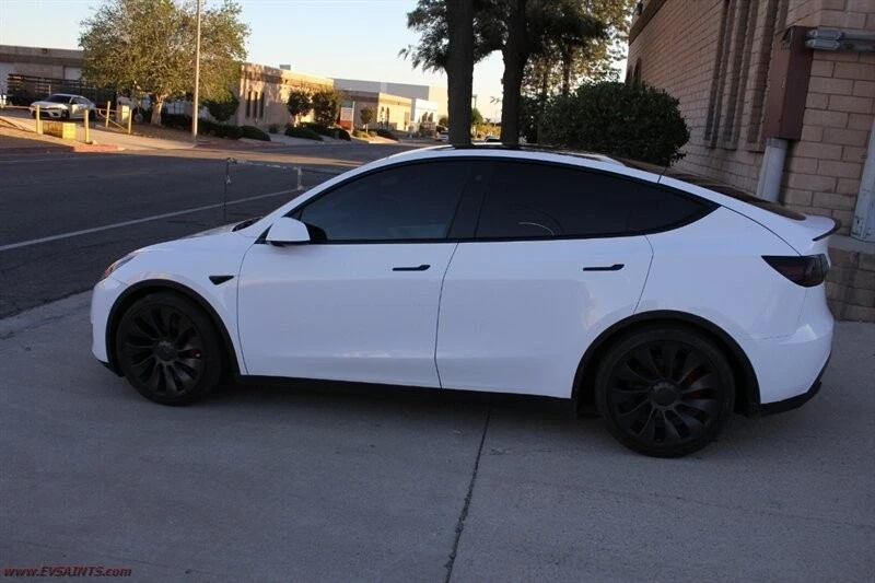 2022 Tesla Model Y Performance - Image 6 of 21