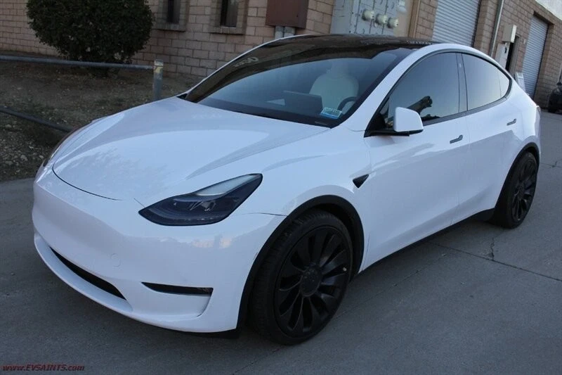2022 Tesla Model Y Performance - Image 3 of 21