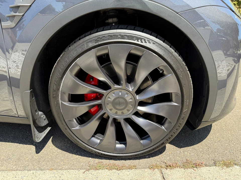 2022 Tesla Model Y Performance - Image 31 of 31