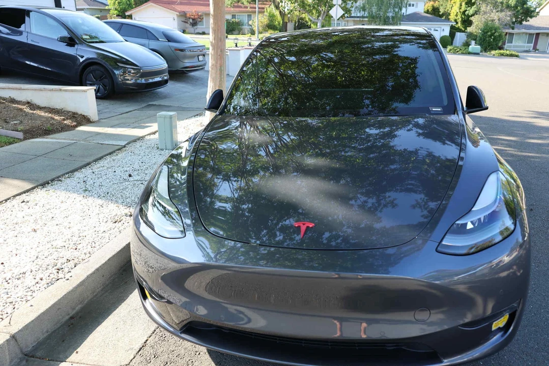 2022 Tesla Model Y Performance - Image 8 of 31