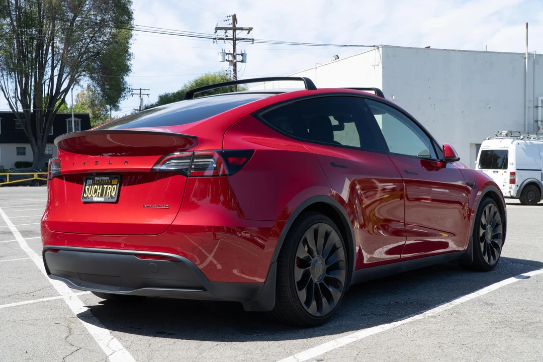 2022 Tesla Model Y Performance - Image 12 of 31