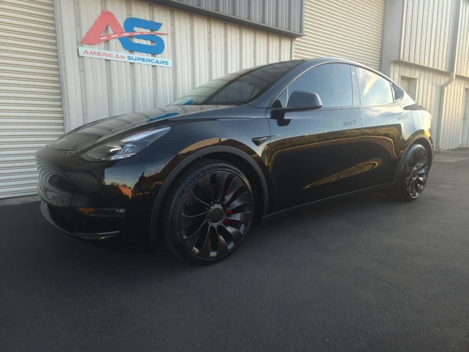 2022 Tesla Model Y Performance - Image 2 of 21