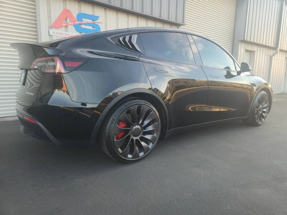 2022 Tesla Model Y Performance - Image 7 of 21