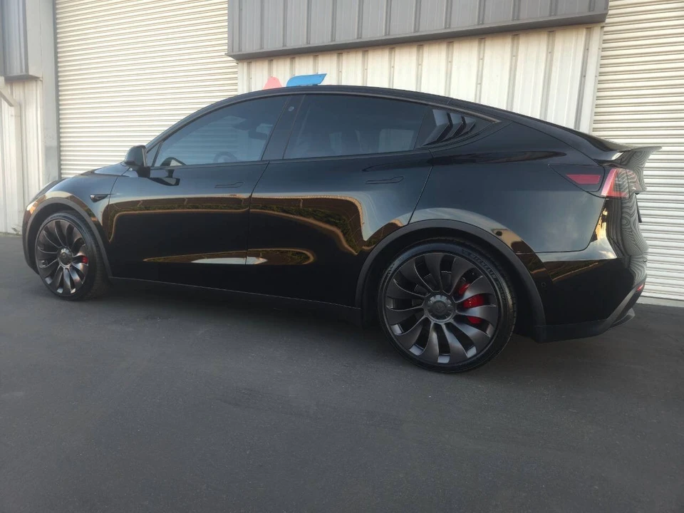 2022 Tesla Model Y Performance - Image 4 of 21