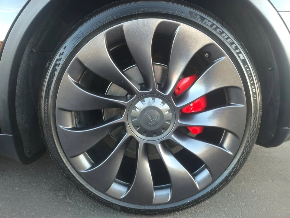 2022 Tesla Model Y Performance - Image 16 of 21