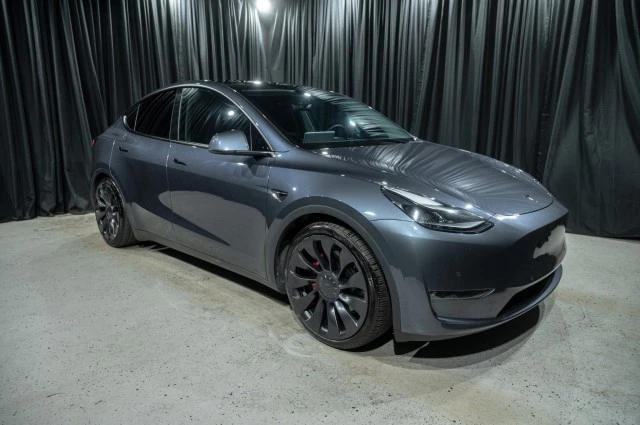 2022 Tesla Model Y Performance - Image 3 of 17