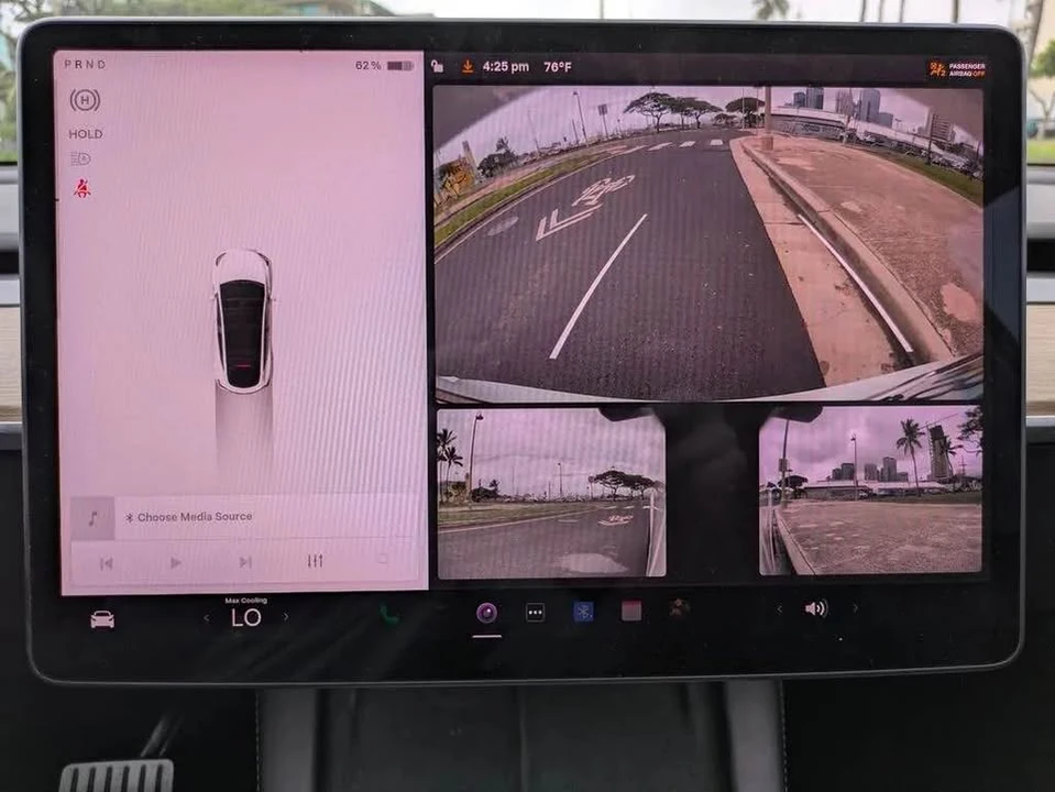 2022 Tesla Model Y Performance - Image 13 of 17