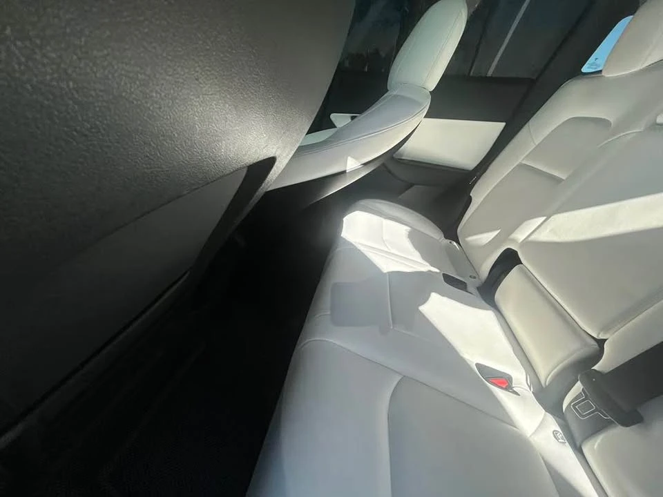 2022 Tesla Model Y Performance - Image 12 of 19