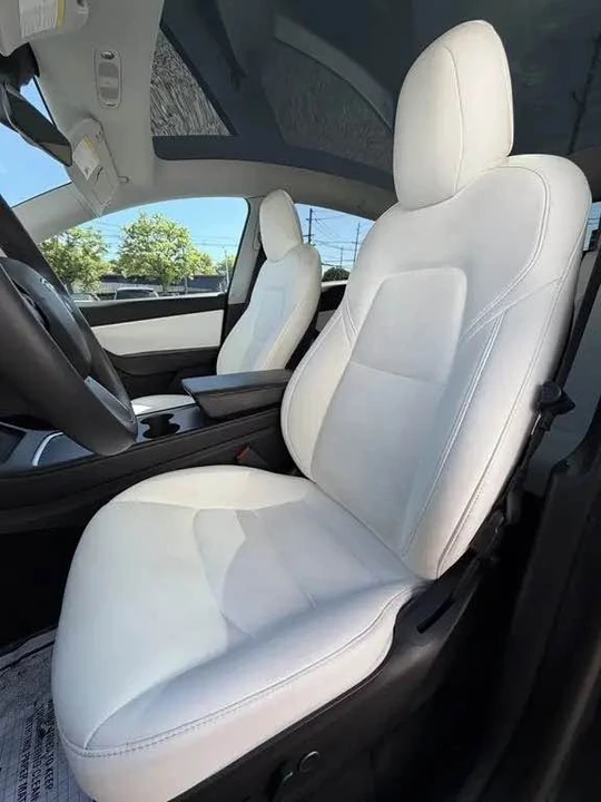 2022 Tesla Model Y Performance - Image 13 of 14