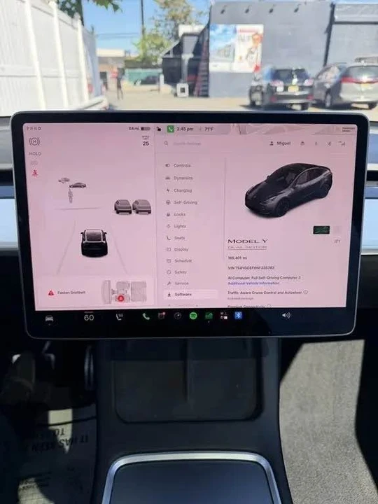 2022 Tesla Model Y Performance - Image 10 of 14