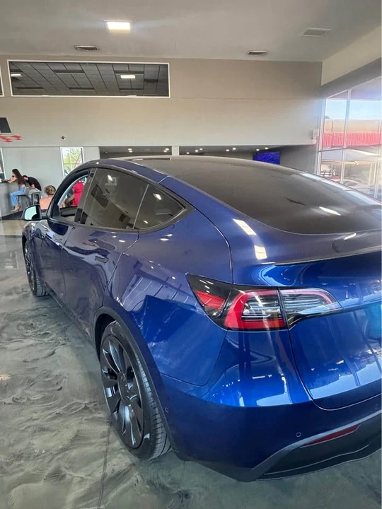 2022 Tesla Model Y Performance - Image 3 of 9