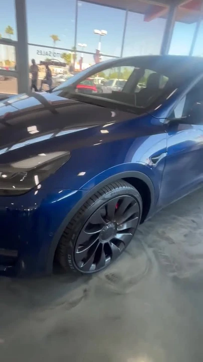 2022 Tesla Model Y Performance - Image 9 of 9