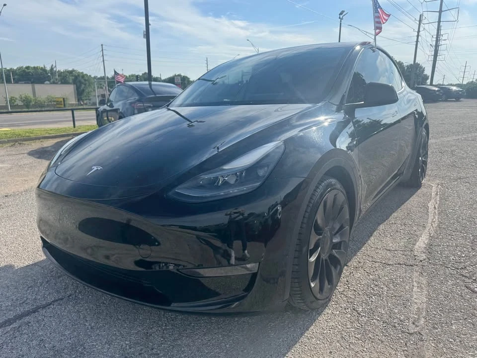 2022 Tesla Model Y Performance - Image 8 of 20