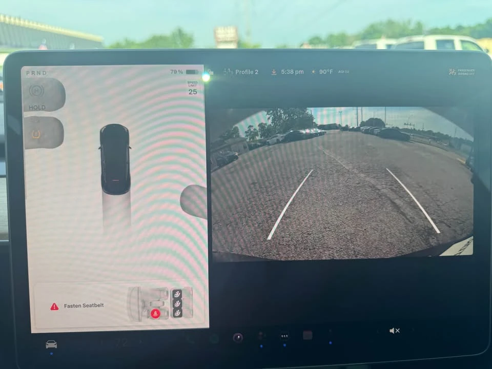 2022 Tesla Model Y Performance - Image 15 of 20