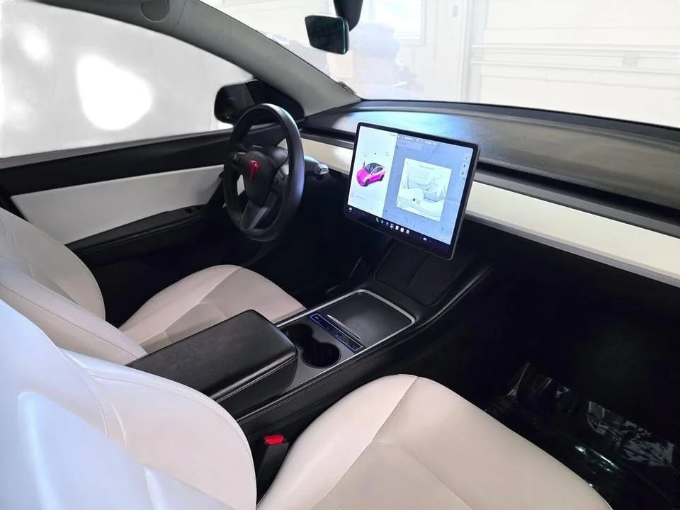 2022 Tesla Model Y Performance - Image 6 of 20