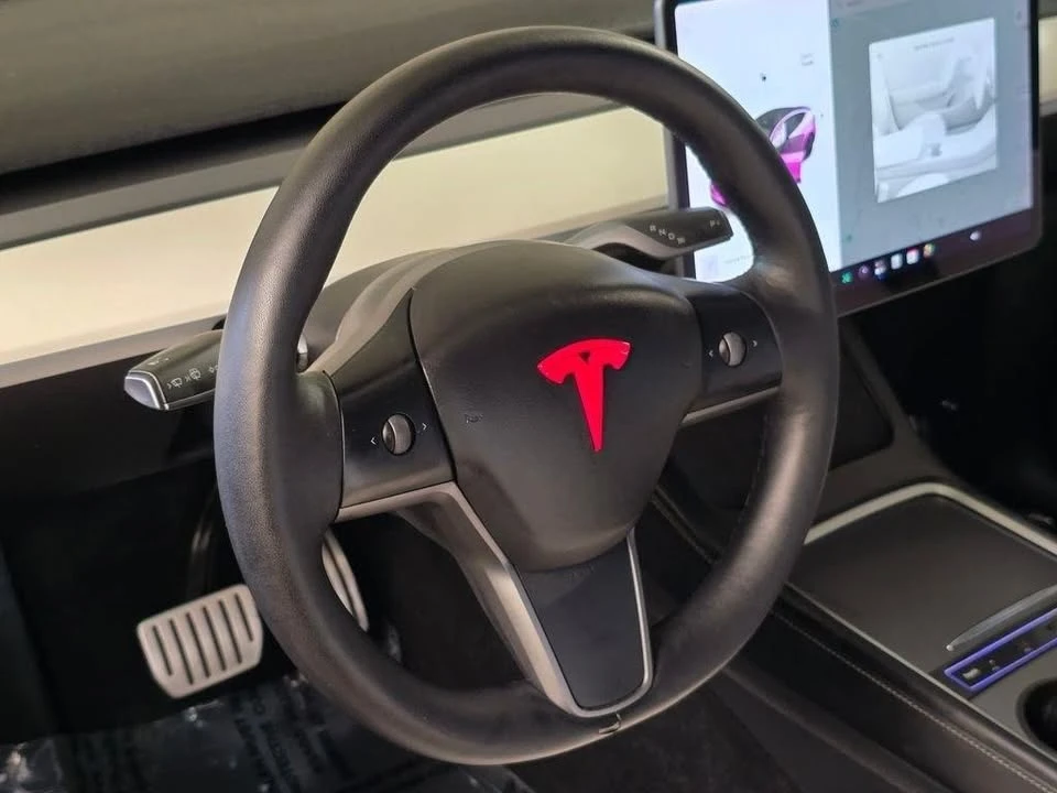 2022 Tesla Model Y Performance - Image 10 of 20
