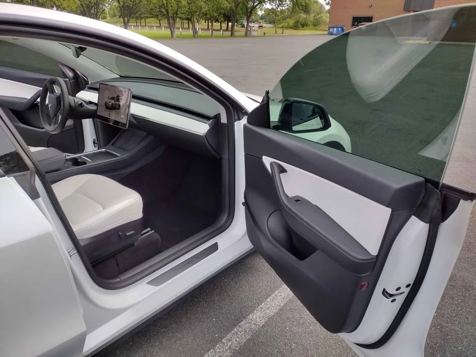 2022 Tesla Model Y Performance - Image 2 of 20
