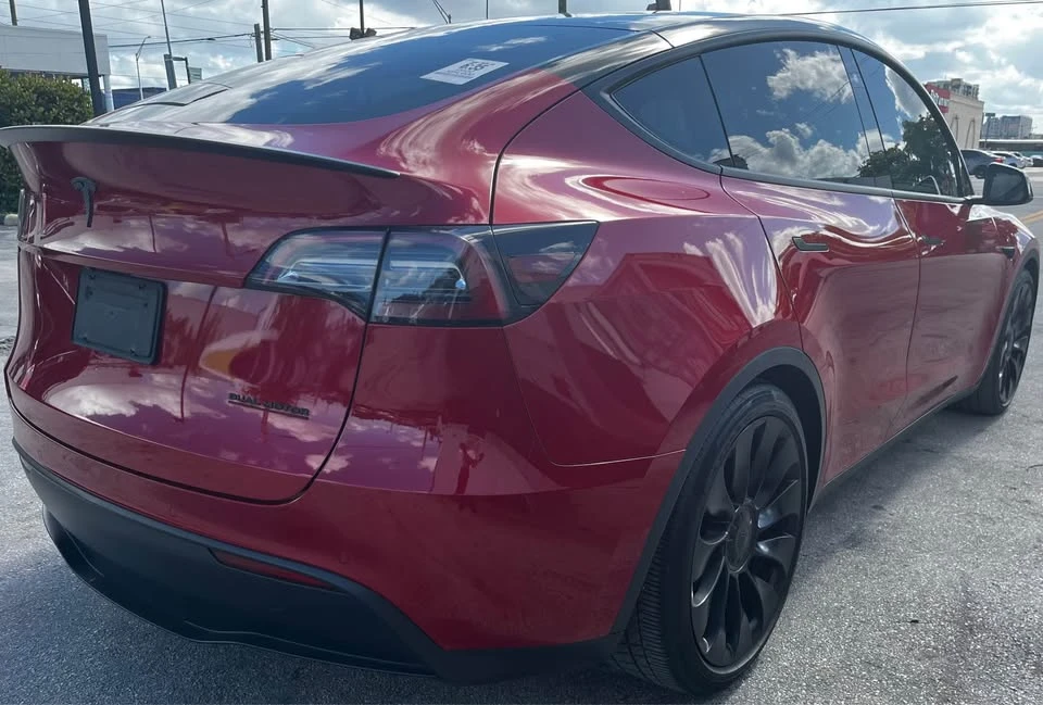 2022 Tesla Model Y Performance - Image 3 of 7