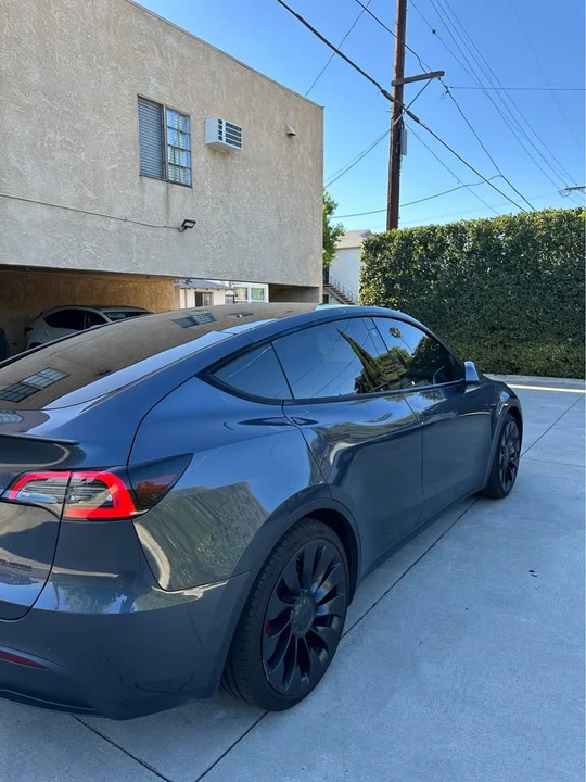 2022 Tesla Model Y Performance - Image 7 of 18