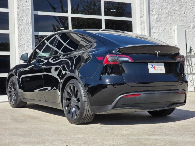 2022 Tesla Model Y Performance - Image 7 of 21